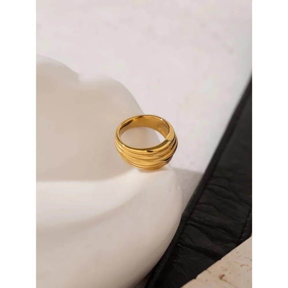 NEW 18K Gold Plated Textured Layer Ring